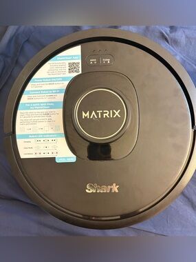 Shark Matrix Robot Vacuum - Black